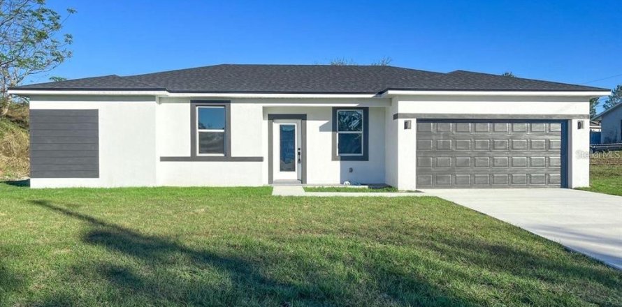 Casa en Port Charlotte, Florida 4 dormitorios, 151.99 m2 № 1908333