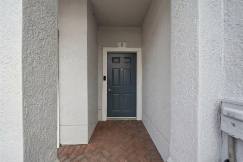 Снять в аренду таунхаус в Орландо, Флорида 5 комнат, 116.13м2, № 2230724 - фото 5