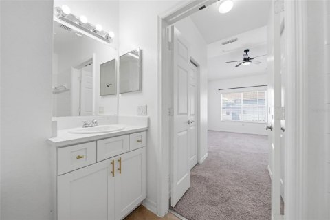 Снять в аренду таунхаус в Орландо, Флорида 5 комнат, 116.13м2, № 2230724 - фото 24