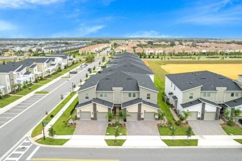 Condo in Davenport, Florida, 3 bedrooms  № 1851448 - photo 2