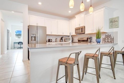 Condo in Davenport, Florida, 3 bedrooms  № 1851448 - photo 13