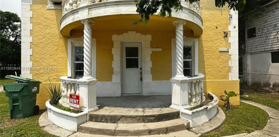 Villa ou maison à Miami, Floride 2 chambres, 314.38 m2 № 1977968