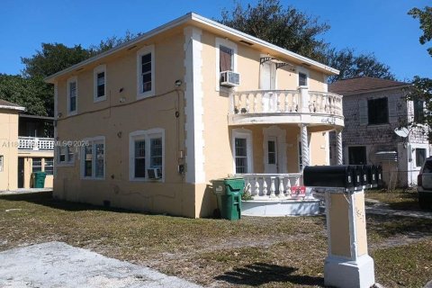 Снять в аренду виллу или дом в Майами, Флорида 2 спальни, 314.38м2, № 1977968 - фото 21