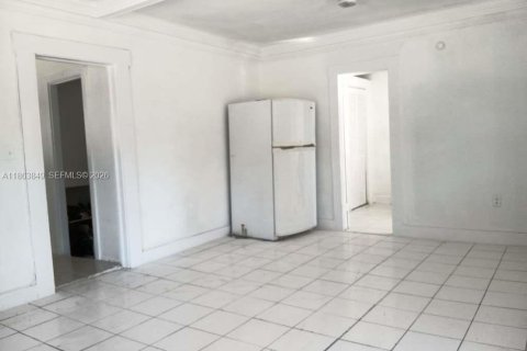 Снять в аренду виллу или дом в Майами, Флорида 2 спальни, 314.38м2, № 1977968 - фото 22