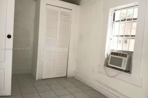 Снять в аренду виллу или дом в Майами, Флорида 2 спальни, 314.38м2, № 1977968 - фото 18