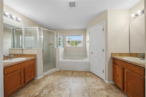 Casa en venta en Orlando, Florida, 5 dormitorios, 227.89 m2 № 2377914 - foto 24