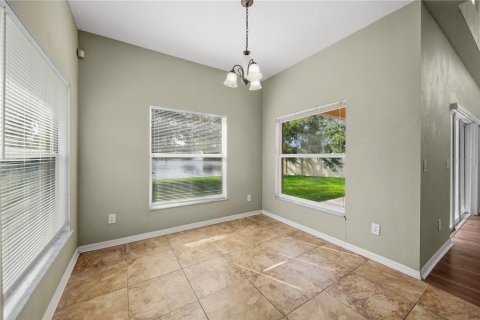Casa en venta en Orlando, Florida, 5 dormitorios, 227.89 m2 № 2377914 - foto 13