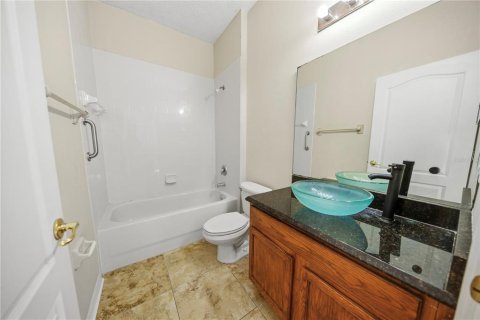 Casa en venta en Orlando, Florida, 5 dormitorios, 227.89 m2 № 2377914 - foto 18