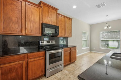 Casa en venta en Orlando, Florida, 5 dormitorios, 227.89 m2 № 2377914 - foto 9
