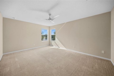Casa en venta en Orlando, Florida, 5 dormitorios, 227.89 m2 № 2377914 - foto 22