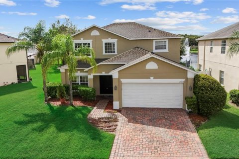 Casa en venta en Orlando, Florida, 5 dormitorios, 227.89 m2 № 2377914 - foto 2