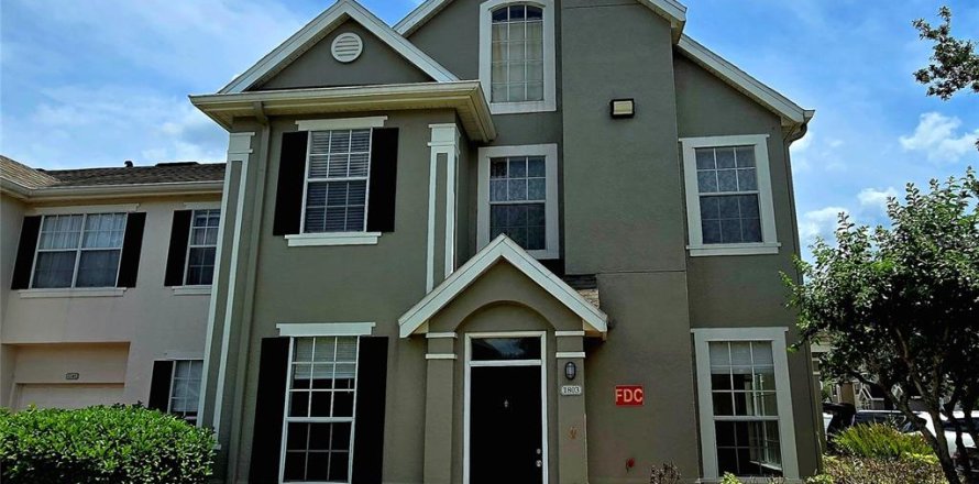 Condominio en Orlando, Florida, 2 dormitorios  № 2150146