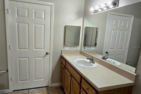 Condominio en alquiler en Orlando, Florida, 2 dormitorios, 95.88 m2 № 2150146 - foto 15