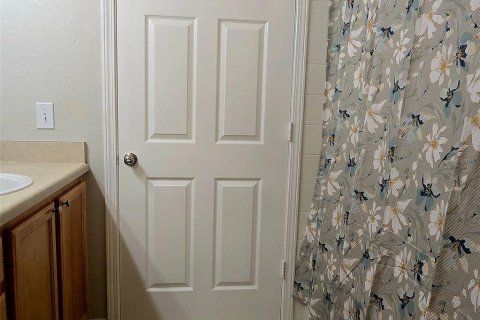 Condominio en alquiler en Orlando, Florida, 2 dormitorios, 95.88 m2 № 2150146 - foto 9