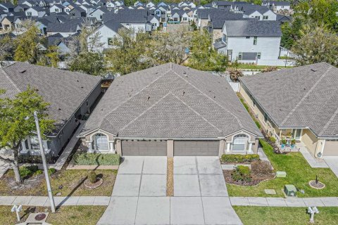 Duplex in Wesley Chapel, Florida 3 bedrooms, 159.14 sq.m. № 2402724 - photo 18