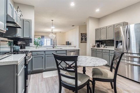 Duplex in Wesley Chapel, Florida 3 bedrooms, 159.14 sq.m. № 2402724 - photo 26