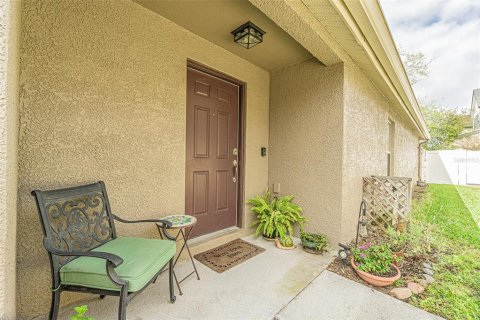 Duplex in Wesley Chapel, Florida 3 bedrooms, 159.14 sq.m. № 2402724 - photo 20