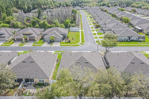 Duplex in Wesley Chapel, Florida 3 bedrooms, 159.14 sq.m. № 2402724 - photo 16