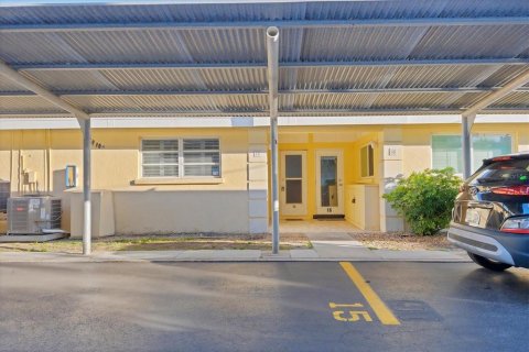 Condo in Sarasota, Florida, 1 bedroom  № 1578682