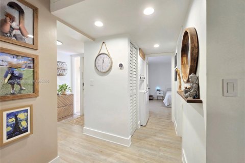 Townhouse in Aventura, Florida 1 bedroom, 81.01 sq.m. № 1845755 - photo 27