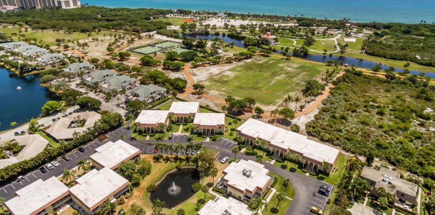 Condominio en Jupiter, Florida, 2 dormitorios № 1172868