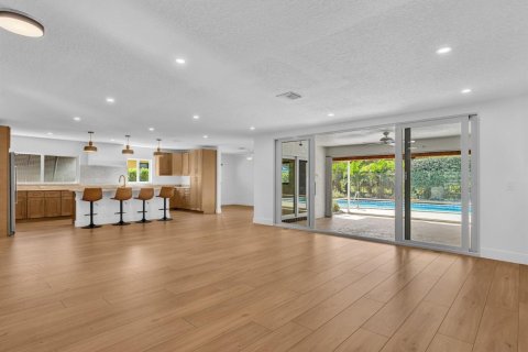 Villa ou maison à vendre à Delray Beach, Floride: 3 chambres, 169.55 m2 № 2374448 - photo 4