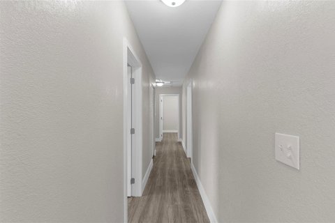 Villa ou maison à louer à Fort Lauderdale, Floride: 4 chambres, 113.53 m2 № 2261690 - photo 24