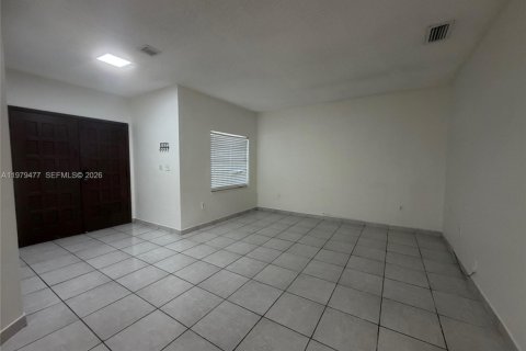 Villa ou maison à vendre à Miami, Floride: 3 chambres, 165.55 m2 № 2049018 - photo 7