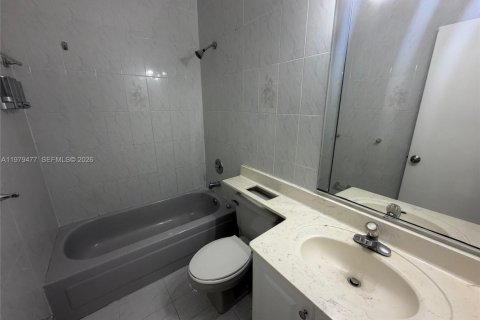Villa ou maison à vendre à Miami, Floride: 3 chambres, 165.55 m2 № 2049018 - photo 30