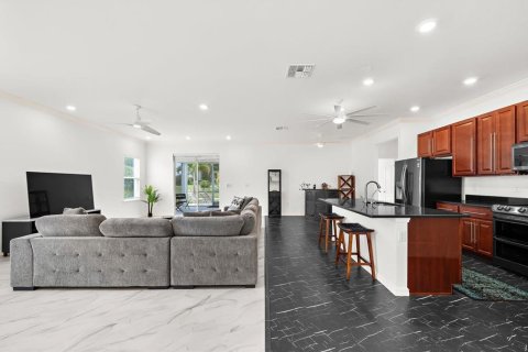 Casa en venta en Punta Gorda, Florida, 3 dormitorios, 191.94 m2 № 2129004 - foto 4
