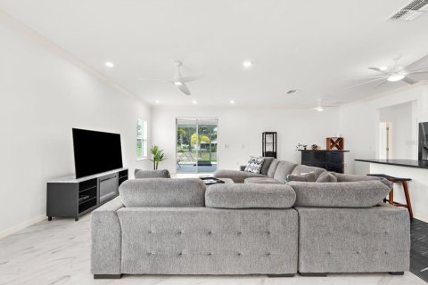 Casa en venta en Punta Gorda, Florida, 3 dormitorios, 191.94 m2 № 2129004 - foto 13