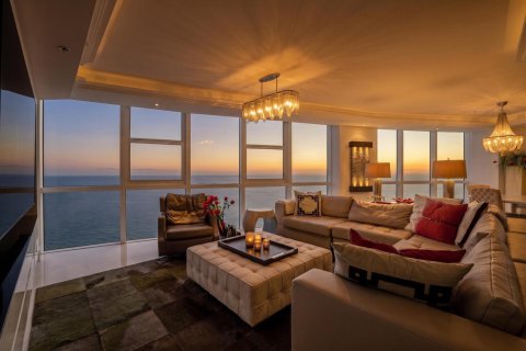 Copropriété à vendre à Sunny Isles Beach, Floride: 3 chambres, 375.79 m2 № 2250023 - photo 7