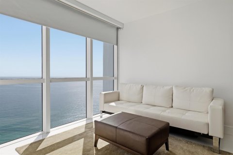 Copropriété à vendre à Sunny Isles Beach, Floride: 3 chambres, 375.79 m2 № 2250023 - photo 22