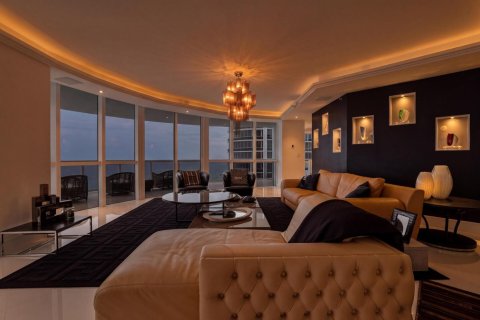 Copropriété à vendre à Sunny Isles Beach, Floride: 3 chambres, 375.79 m2 № 2250023 - photo 4
