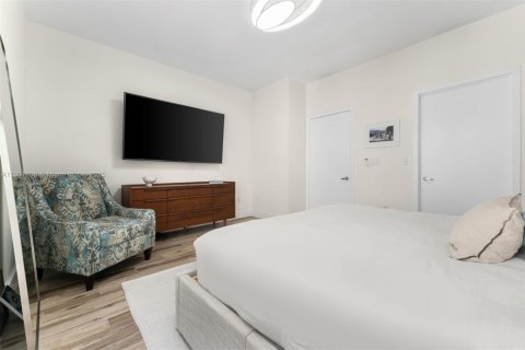 Condo in Miami, Florida, 2 bedrooms  № 1953206 - photo 22