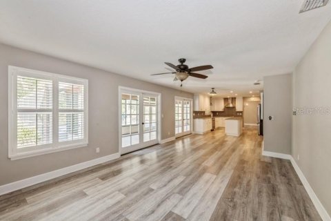 Casa en venta en Winter Springs, Florida, 4 dormitorios, 268.86 m2 № 1557090 - foto 16