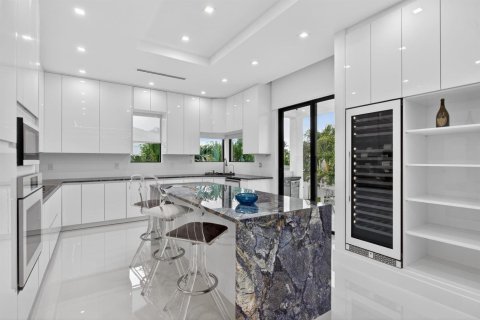 Villa ou maison à vendre à Fort Lauderdale, Floride: 6 chambres, 400.5 m2 № 2265354 - photo 18