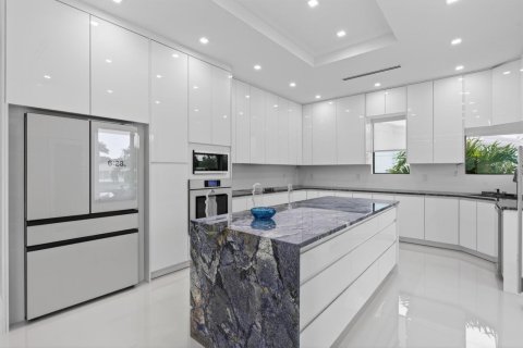 Villa ou maison à vendre à Fort Lauderdale, Floride: 6 chambres, 400.5 m2 № 2265354 - photo 19