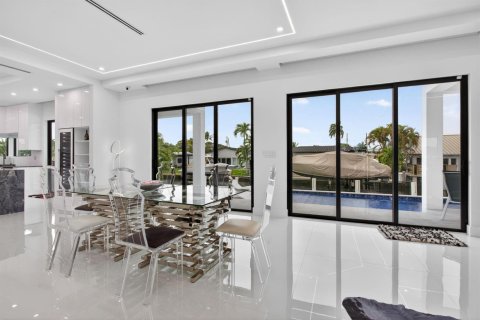 Villa ou maison à vendre à Fort Lauderdale, Floride: 6 chambres, 400.5 m2 № 2265354 - photo 13