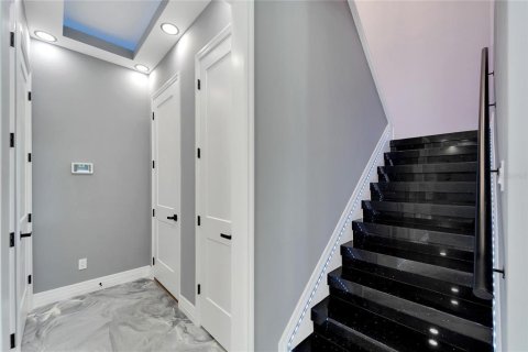 Villa ou maison à louer à Apollo Beach, Floride: 4 chambres, 308.06 m2 № 1679980 - photo 12
