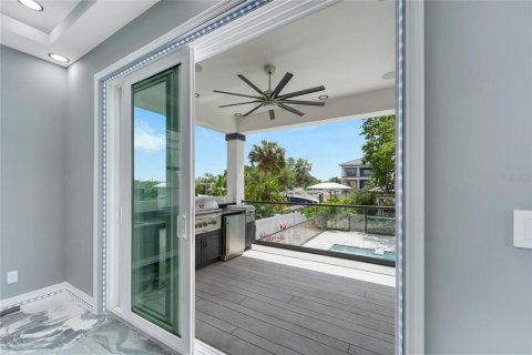 Villa ou maison à louer à Apollo Beach, Floride: 4 chambres, 308.06 m2 № 1679980 - photo 19