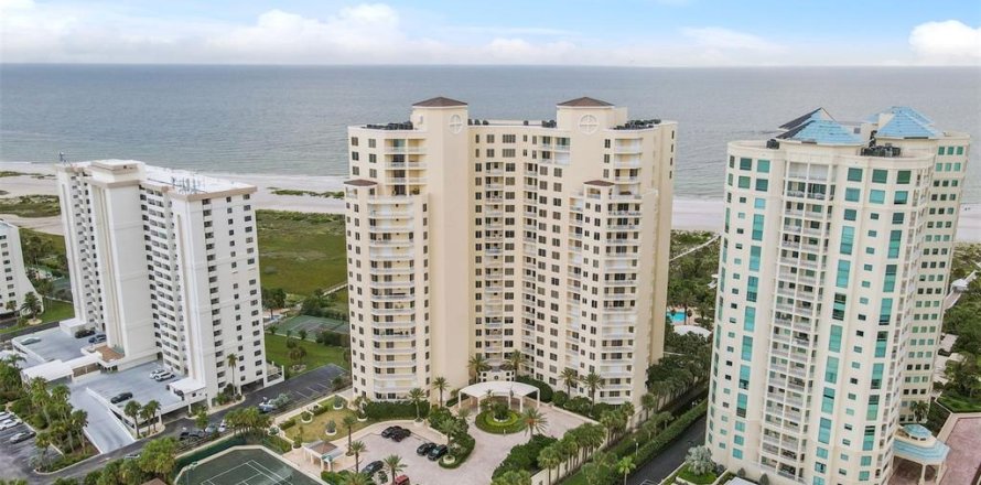 Condo in Clearwater, Florida, 3 bedrooms № 1840361