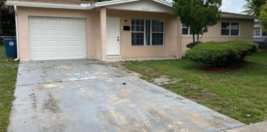 House in Sunrise, Florida 3 bedrooms, 99.03 sq.m. № 1688938