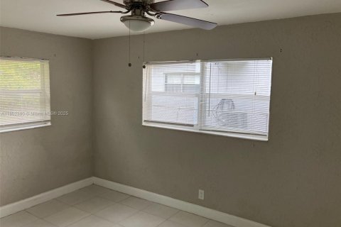 House in Sunrise, Florida 3 bedrooms, 99.03 sq.m. № 1688938 - photo 6
