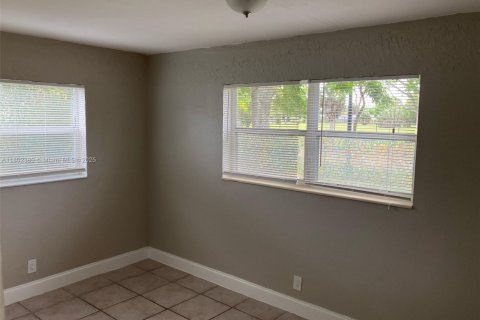 House in Sunrise, Florida 3 bedrooms, 99.03 sq.m. № 1688938 - photo 9