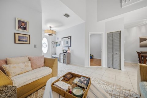 Townhouse in Miami, Florida 2 bedrooms, 139.35 sq.m. № 2428477 - photo 6