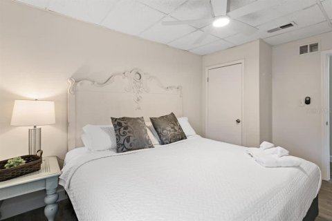 Commercial property in Saint Augustine, Florida 5 bedrooms, 286.7 sq.m. № 2222076 - photo 19