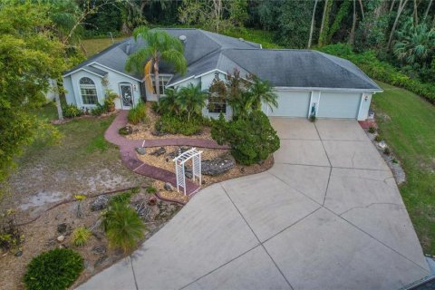 House in New Smyrna Beach, Florida 3 bedrooms, 201.78 sq.m. № 1509319 - photo 3