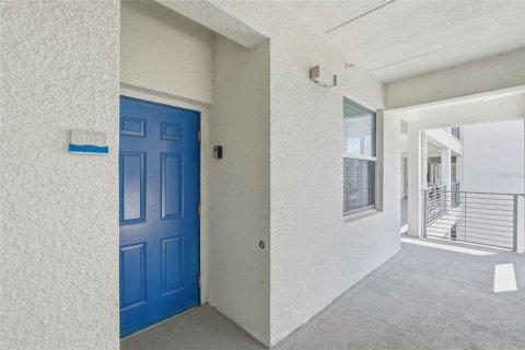 Купить кондоминиум в Киссимми, Флорида 5 комнат, 110.18м2, № 2236510 - фото 9