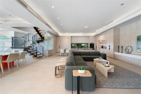 Снять в аренду виллу или дом в Майами, Флорида 7 спален, 458.1м2, № 2050760 - фото 27